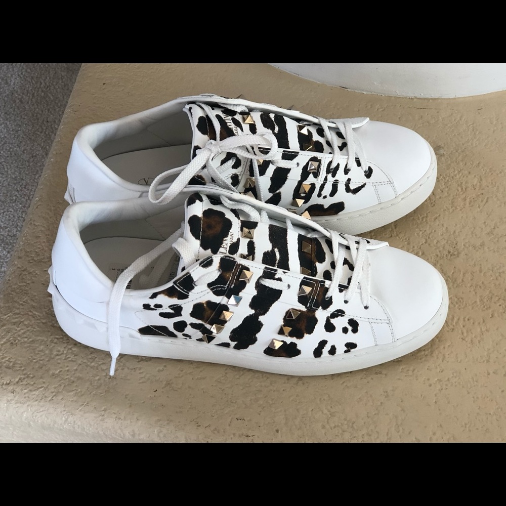 Valentino rockstud sneakers size 40/10